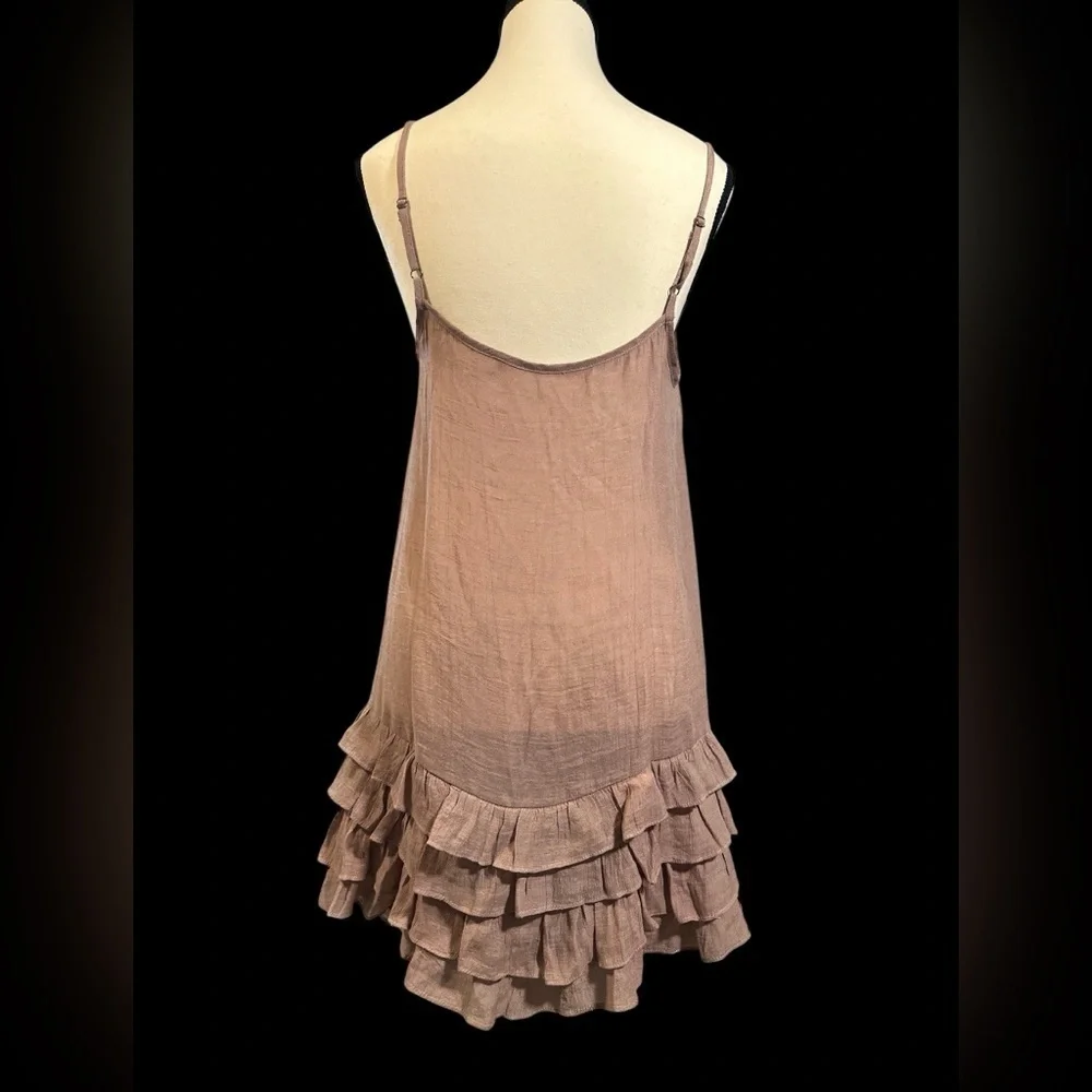 RUFFLE LAYERING CAMI SHIRT EXTENDER SLIP IN MAUVE